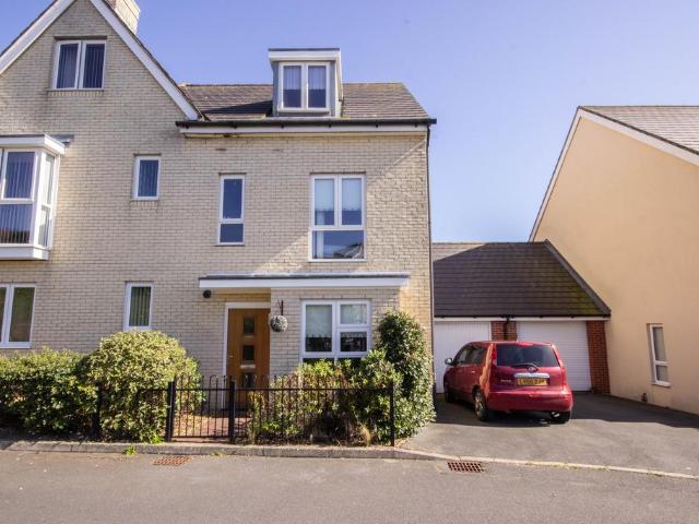 House for sale in East Cowes, Isle Of Wight