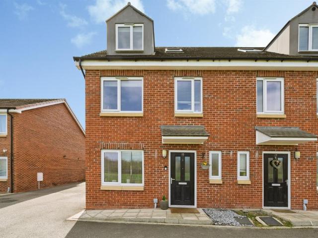 House for sale in Woodchurch, Upton