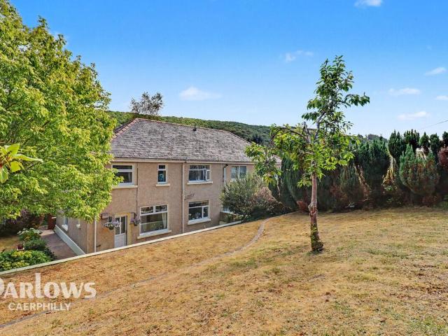 House for sale in Tir-Phil, Deri