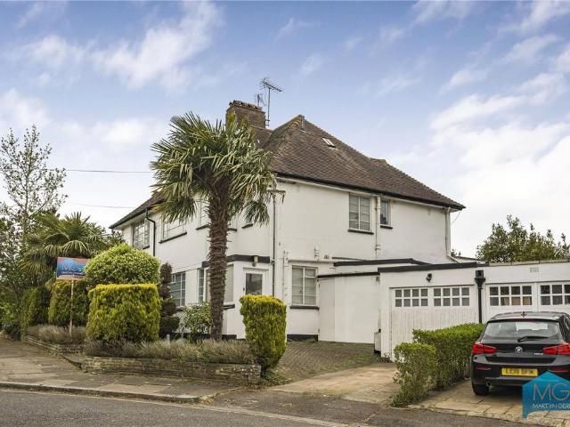 House for sale in Hampstead Garden Suburb, Greater London