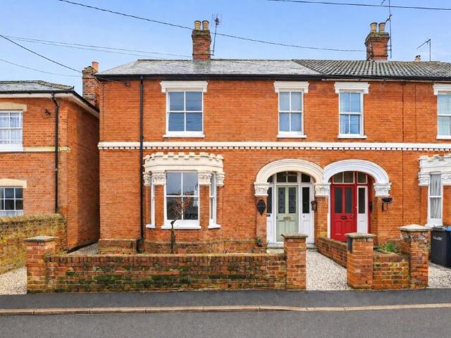 House for sale in Chelmondiston, Suffolk