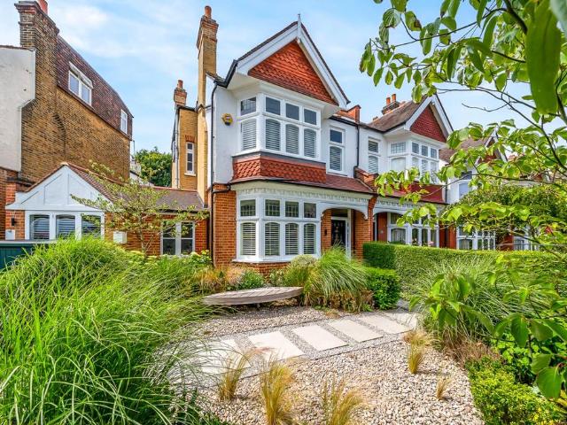 House for sale in Dulwich Village, Greater London