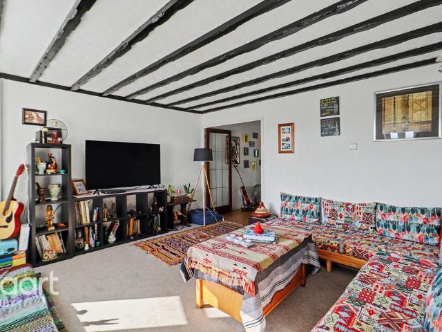 House for sale in Oakwood, East Midlands
