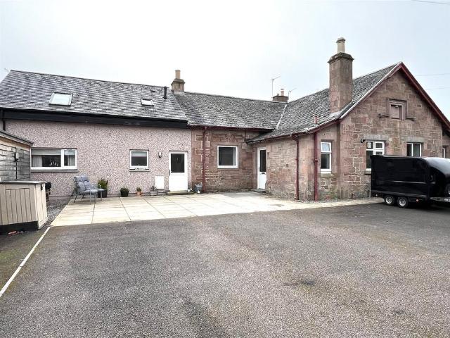 House for sale in Lentran, Scotland