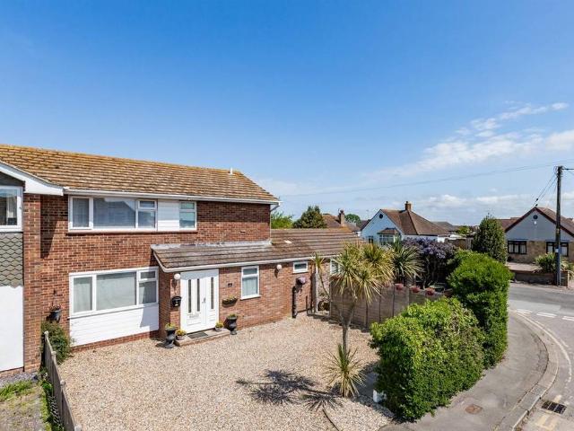 House for sale in Herne and Broomfield, The Bridge