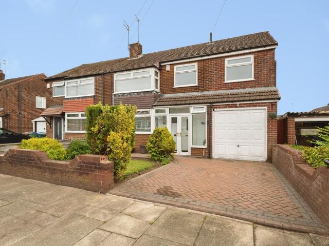 House for sale in Burnedge, Greater Manchester