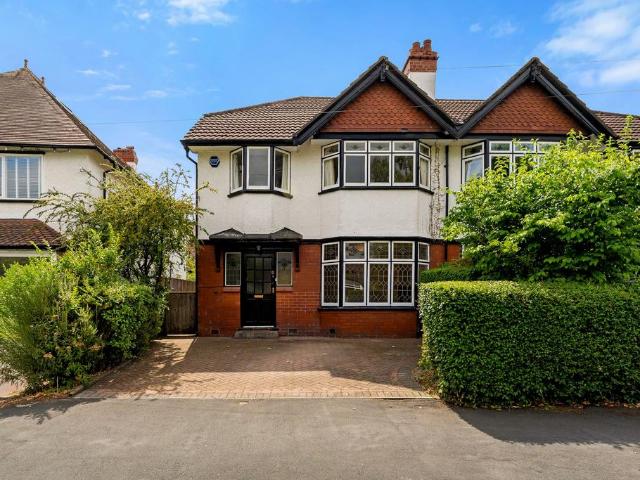 House for sale in Cheadle Hulme, Greater Manchester