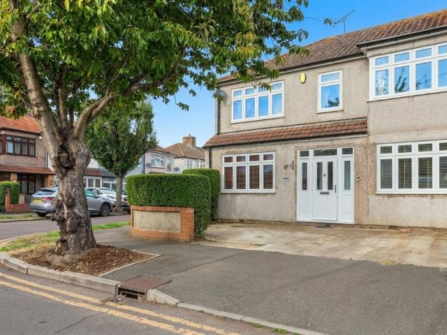 House for sale in London Borough of Havering, Greater London