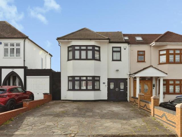 House for sale in Clayhall, Greater London
