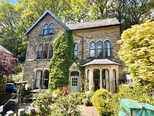 House for sale in Hebden Royd, Mytholm