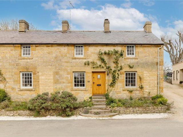 House for sale in Fossebridge, Gloucestershire