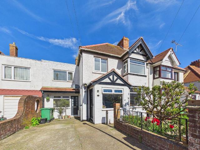 House for sale in East Cliff, Folkestone and Hythe