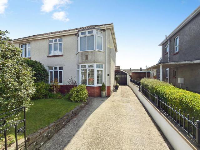 House for sale in Ynystawe, Wales