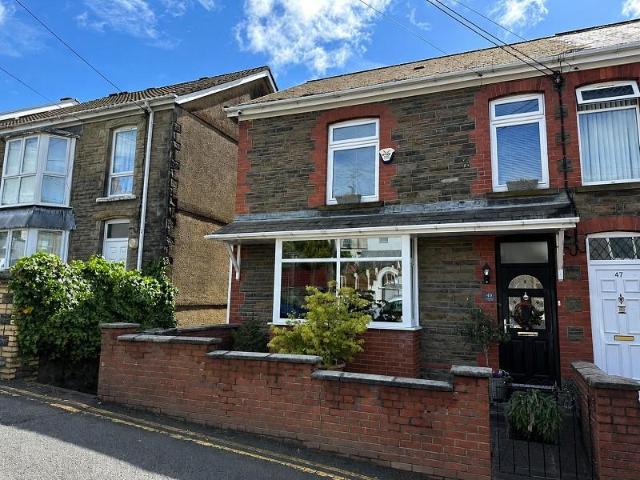House for sale in Ystalyfera