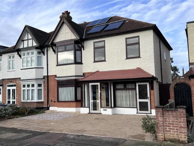 House for sale in London Borough of Lewisham, Greater London