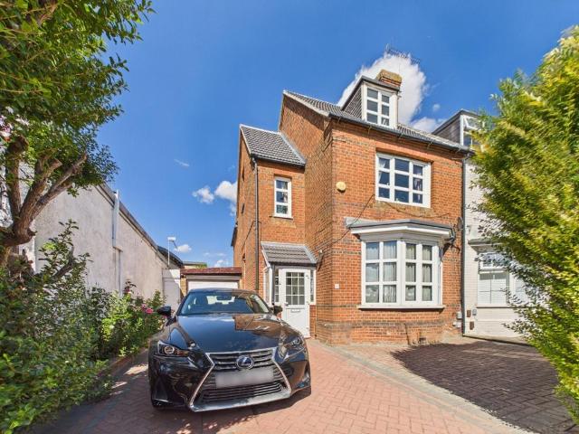 House for sale in Slough