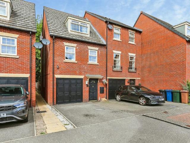 House for sale in Wombwell, Barnsley