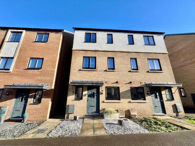 House for sale in Hampton Hargate, Peterborough