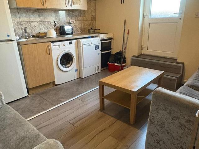 House for sale in Loundsley Green, East Midlands