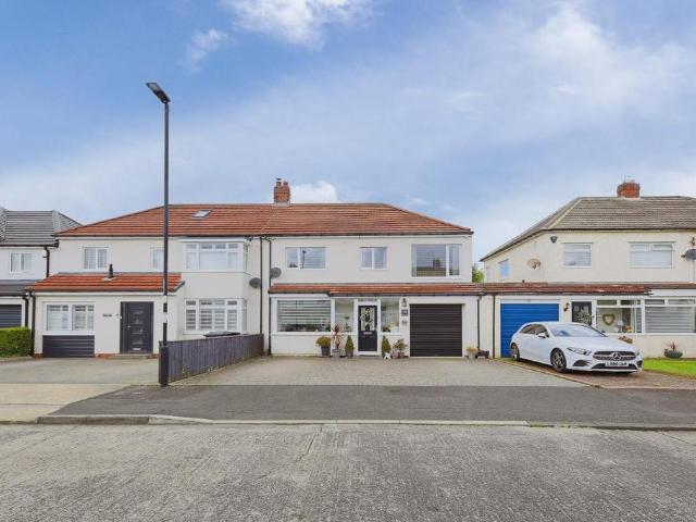 House for sale in Killingworth, Camperdown