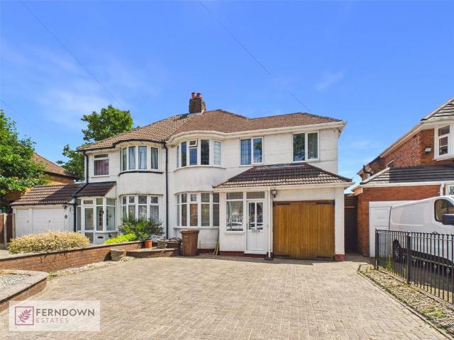 House for sale in Kingshurst, West Midlands
