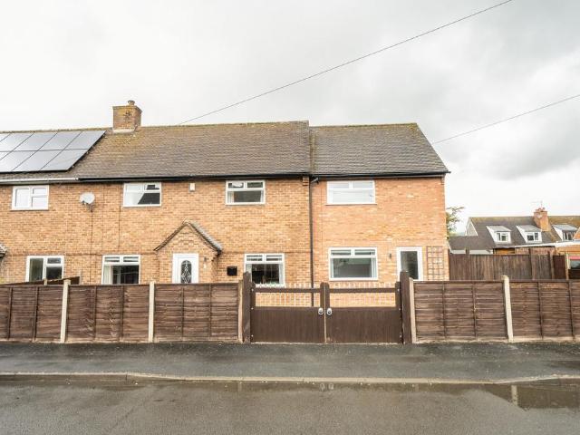 House for sale in Crookhill, Worcestershire