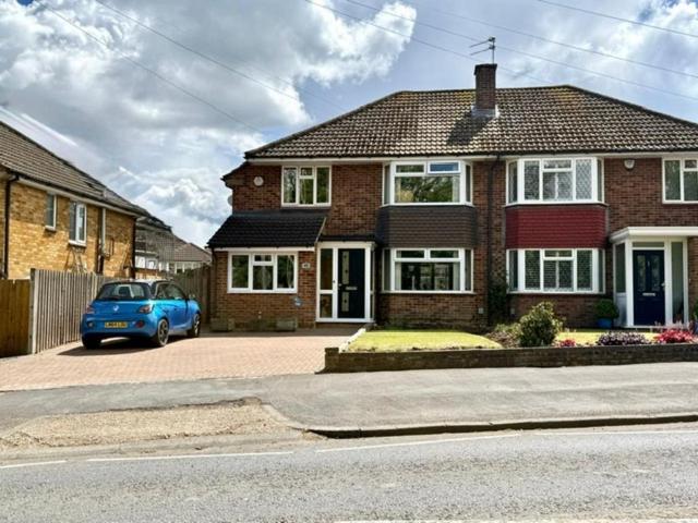 House for sale in Hammerfield, Pouchen End
