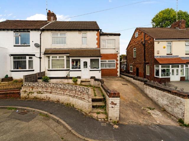 House for sale in Georgia, Greater Manchester