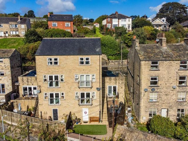 House for sale in Ripponden, West Yorkshire