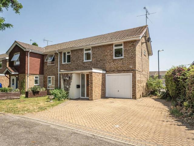 House for sale in Cox Green, Maidenhead