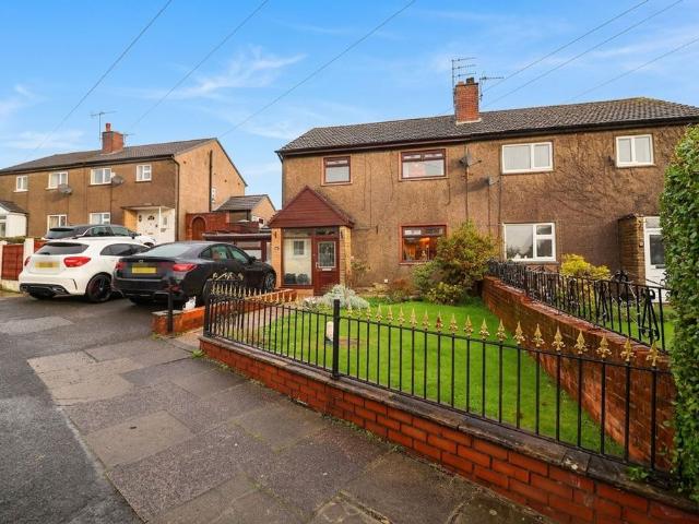 House for sale in Hollingworth, Tameside