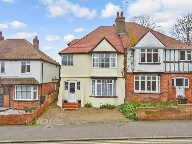 House for sale in Upton, Acol