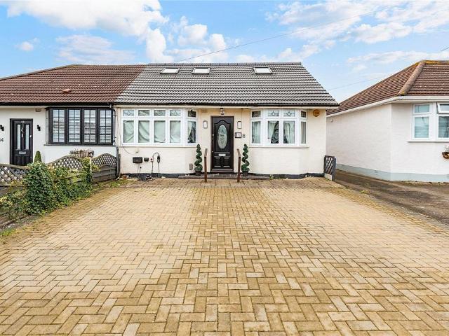 House for sale in Harold Wood, Greater London