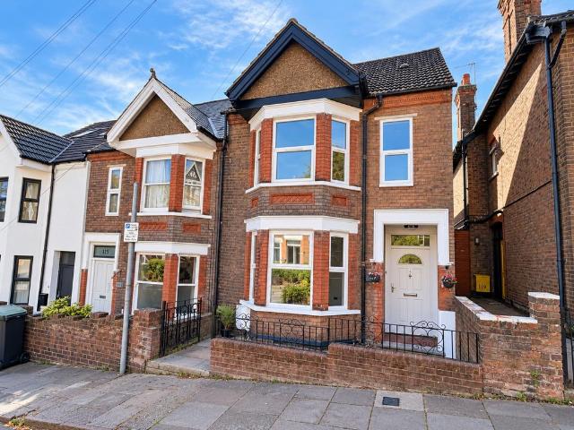 House for sale in High Town, Luton