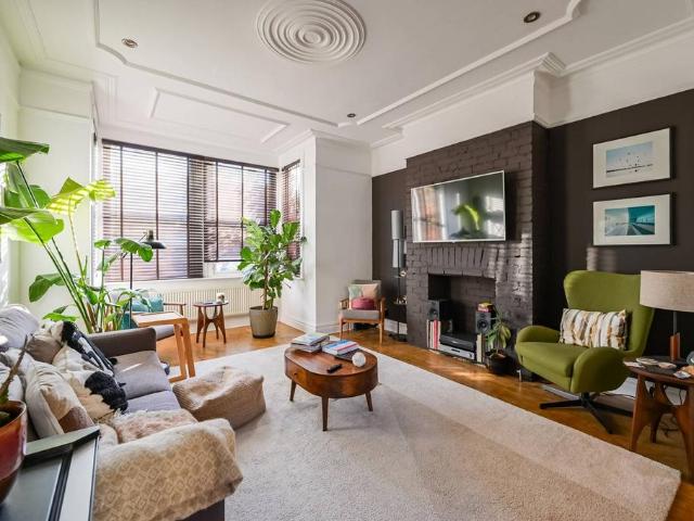 House for sale in New Southgate, Isle Of Man