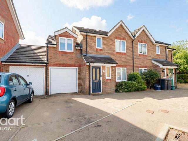 House for sale in Hare Street, Harlow