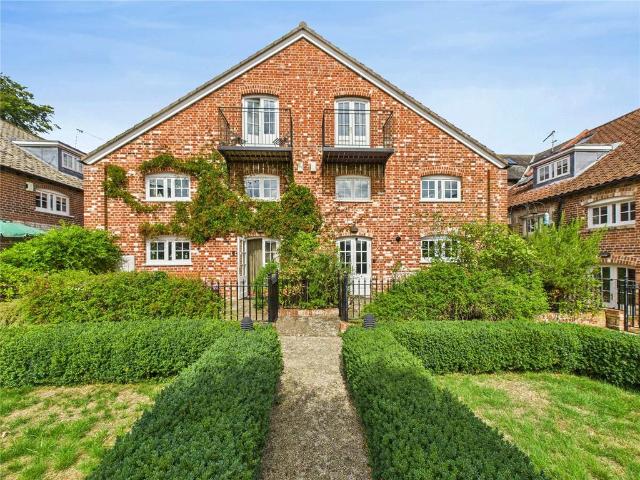 House for sale in Whisstocks Place, Eastbridge