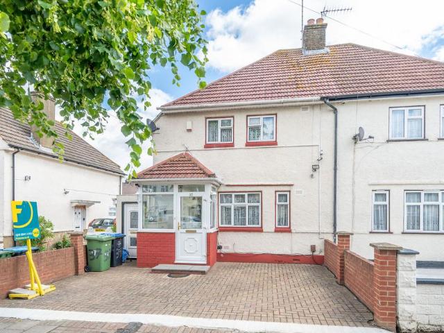 House for sale in Alperton, Greater London