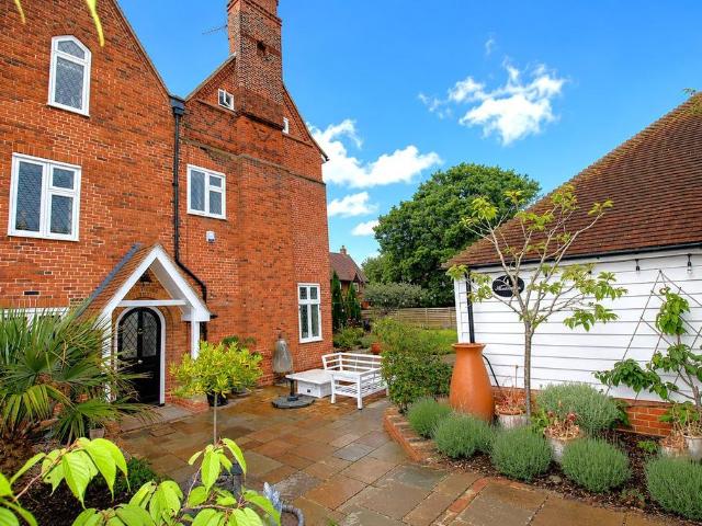 House for sale in Weeley, Dale Hill