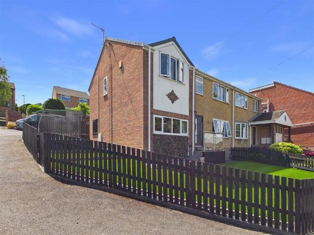 House for sale in Brackenfield, East Midlands