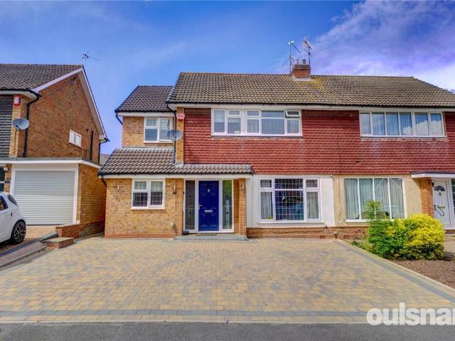 House for sale in Bromsgrove, Worcestershire