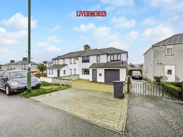 House for sale in Worcester Park Estate, Monks Orchard