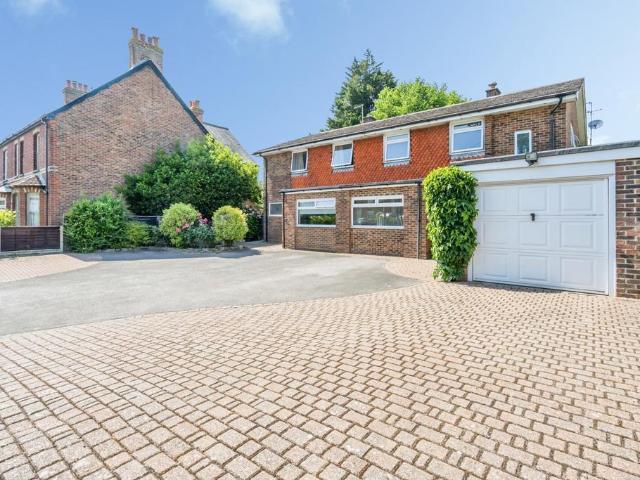 House for sale in Apuldram, Littlecote
