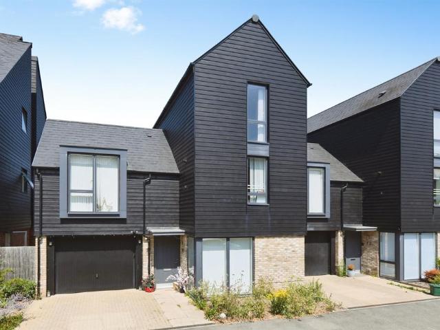 House for sale in Channels, Chelmsford