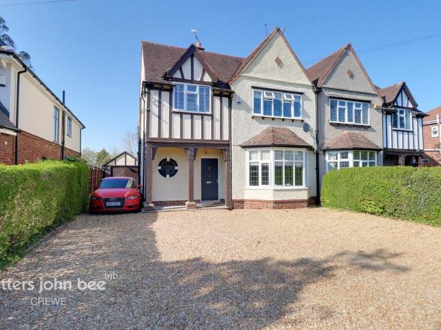 House for sale in Wistaston, Hammond Street