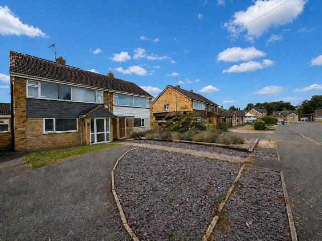 House for sale in Middleton Cheney, West Northamptonshire