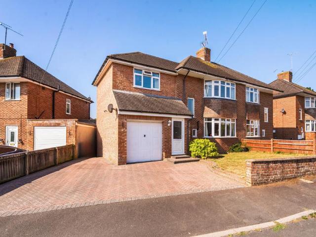 House for sale in Preston Plucknett, Yeovil