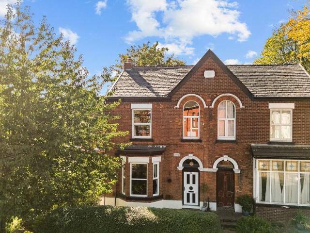 House for sale in Hyde, Tameside
