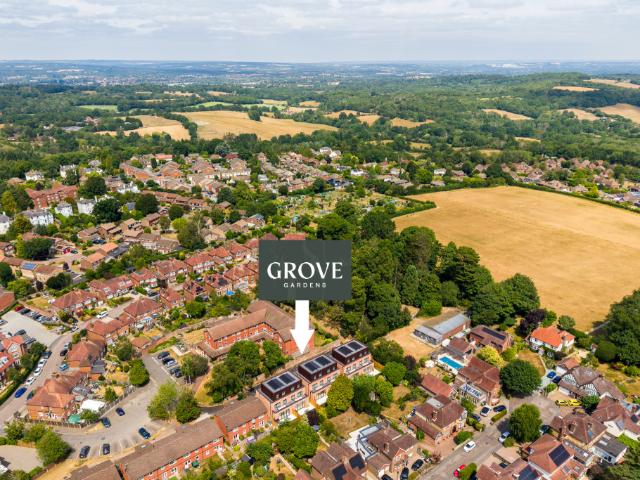 House for sale in Southborough, Sandown Park