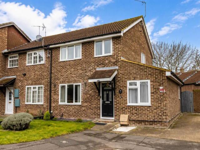 House for sale in Cippenham, Slough
